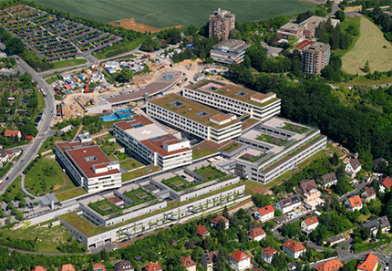 WRZ02 universitaetsklinikum-wuerzburg-zentrum-innere-medizin-09-600x415